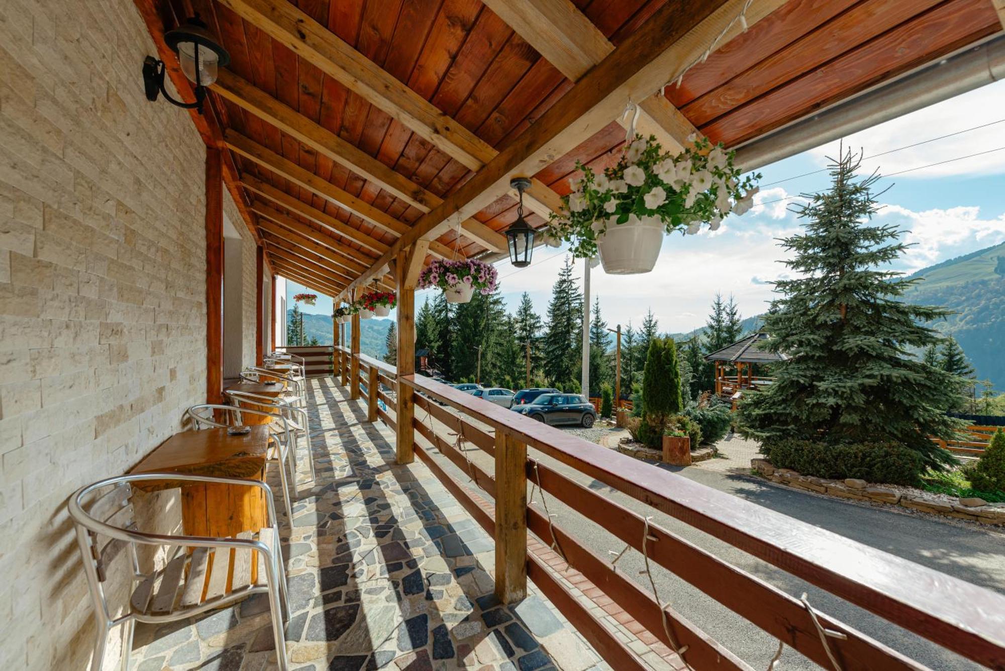 Complex Turistic Alpina Blazna Sant Hotel Ngoại thất bức ảnh