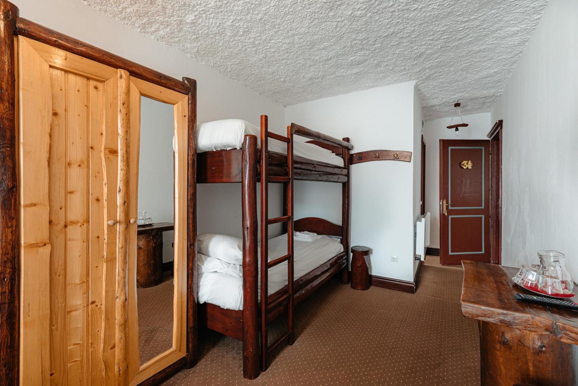 Complex Turistic Alpina Blazna Sant Hotel Ngoại thất bức ảnh